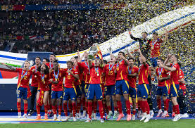 奥运辉煌难复制！郑钦文0-2不敌斯瓦泰克，止步印第安维尔斯八强.