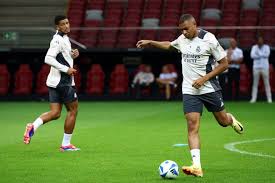 且充满不确 且充满不确